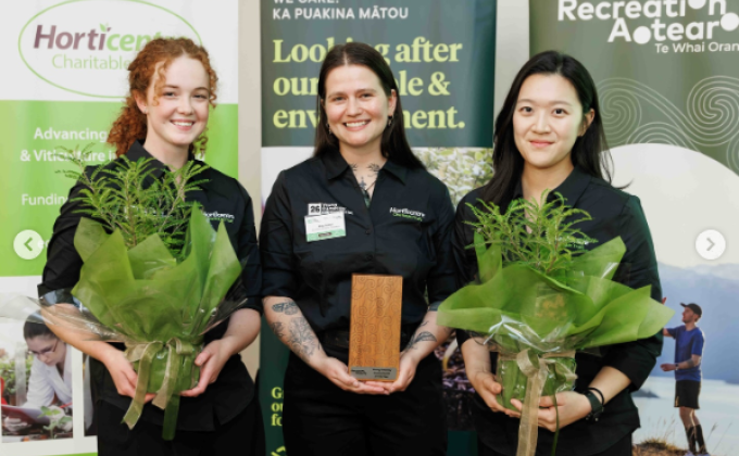 Meg and finalists