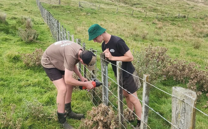 the Gundry boys fencing